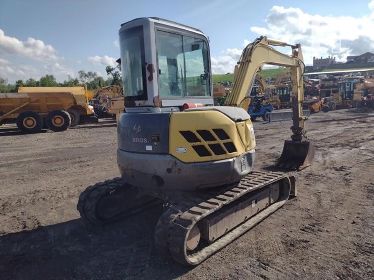 kobelco-sk45sr-ii-image-48