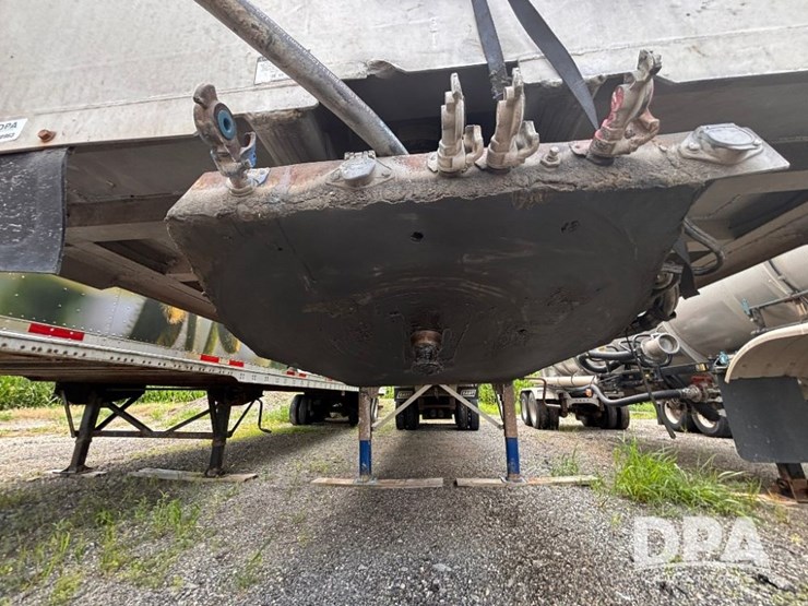 2007-east-genesis-end-dump-trailer-(gp10963,-unit-98619)-image-32