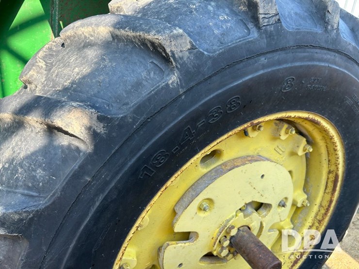 john-deere-4430-image-13
