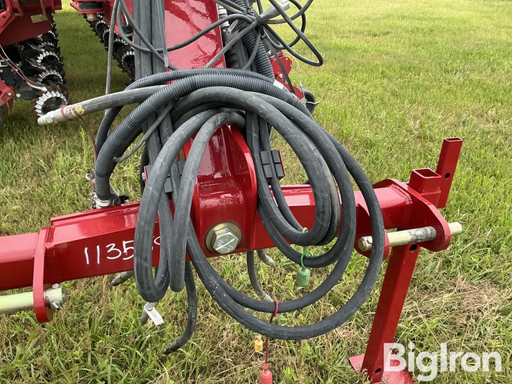 2019-case-ih-2150-image-10