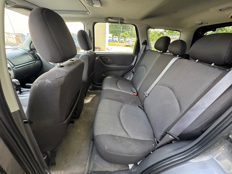 2005-mazda-tribute-image-6