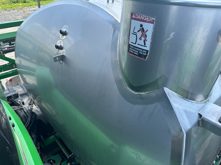 2018-john-deere-r4038-image-75
