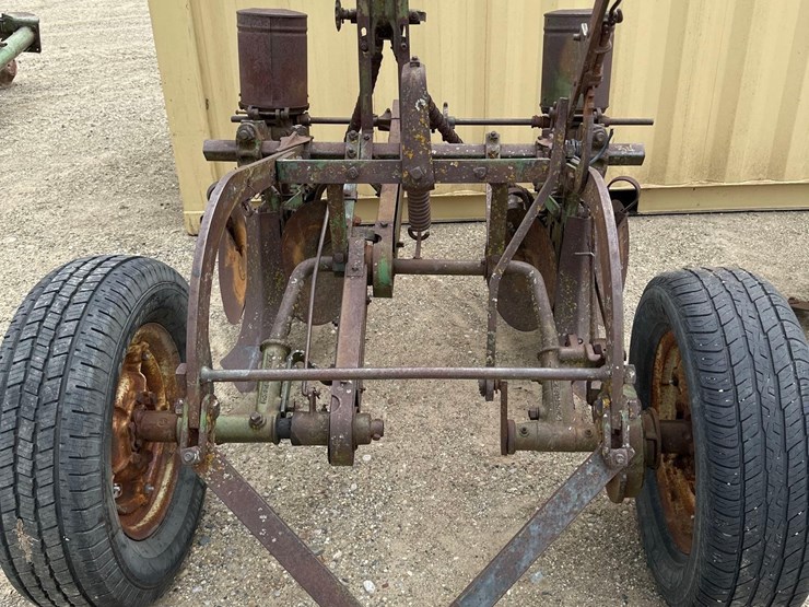 john-deere-2-image-2