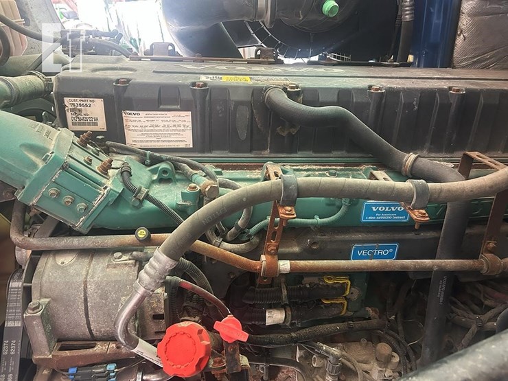 2007-volvo-vnl64t630-image-21