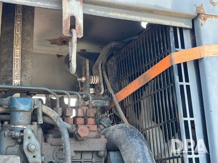 2013-b-b-dry-tender-trailer-(jn2474,-unit-00038)-image-69