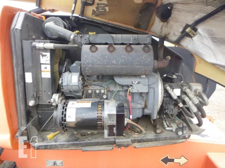 2013-jlg-600aj-image-10