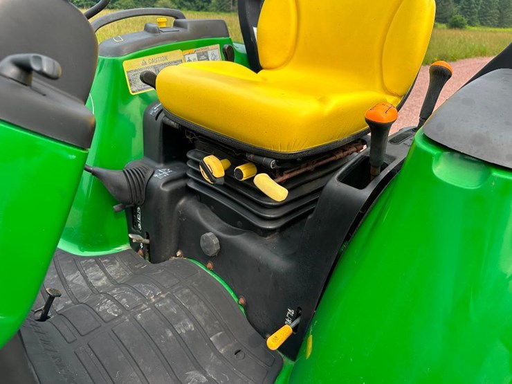 2002-john-deere-4210-image-36