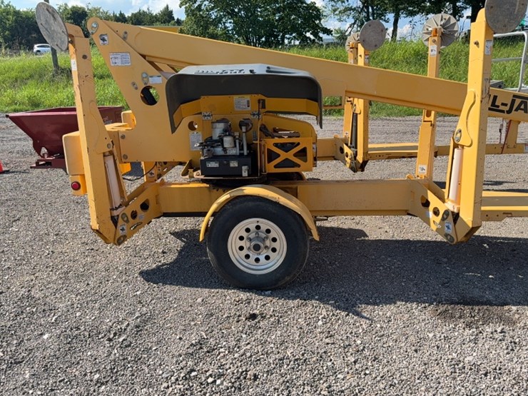 2006-bil-jax-3632t-image-5