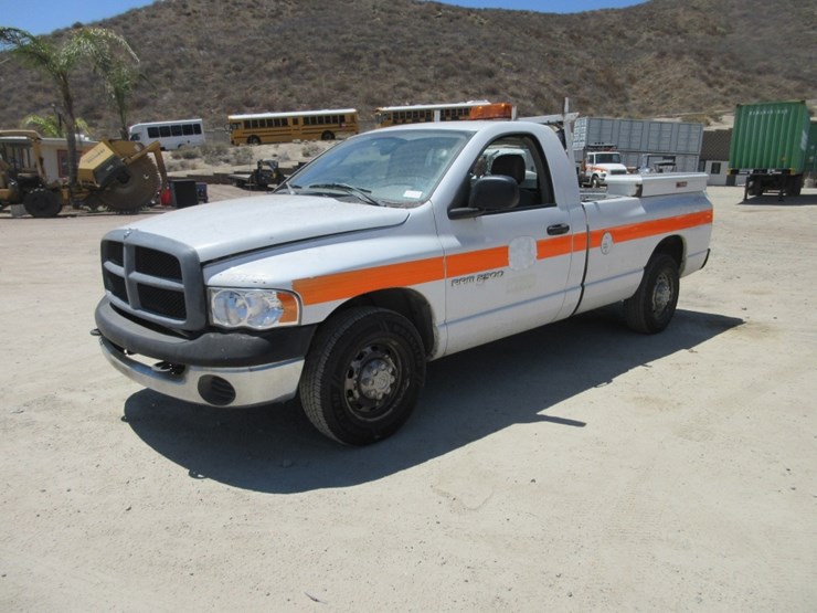 2005-dodge-ram-2500-image-1
