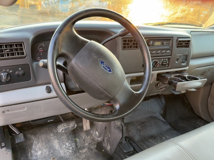 2003-ford-f350-image-22
