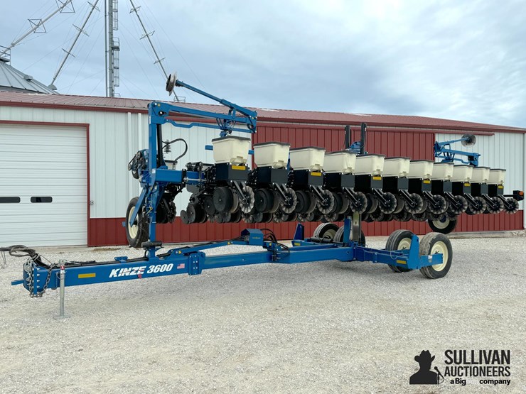 2018-kinze-3600-image-1