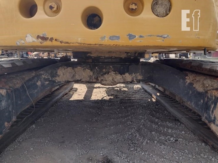 2022-deere-50g-image-46