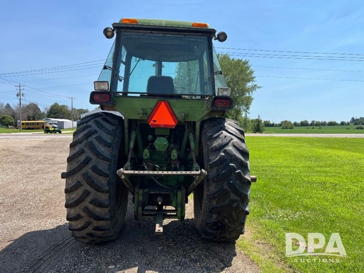 john-deere-4630-image-13