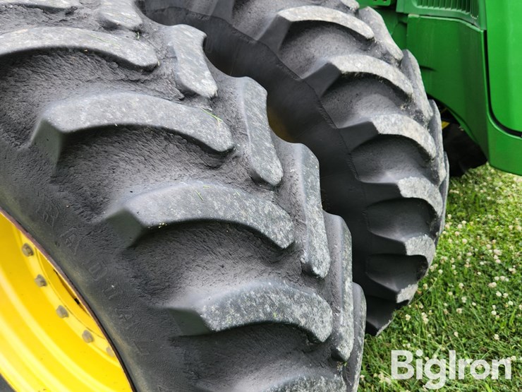 2004-john-deere-8420-image-16