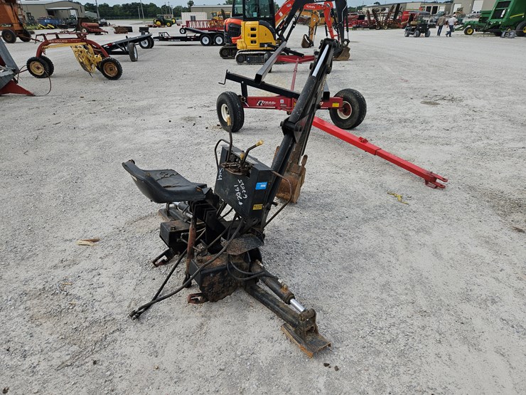 #201972-•-kelley-backhoe-attachment-image-5
