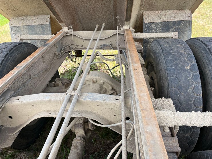 ford-l9000-image-53