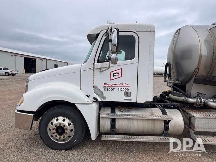 2006-freightliner-columbia-truck-(gp11008,-unit-414)-image-24