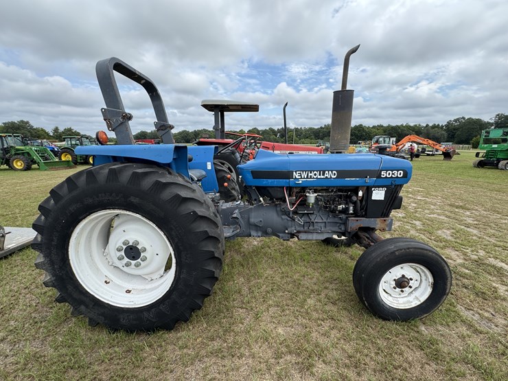 new-holland-5030-image-5