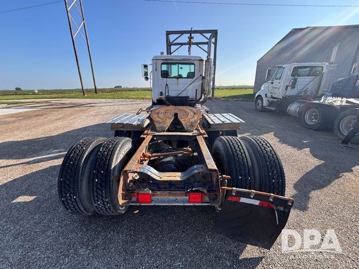 1999-mack-ch613-image-10