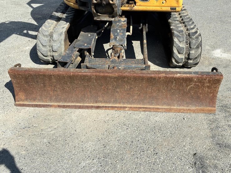 2021-deere-35g-image-5