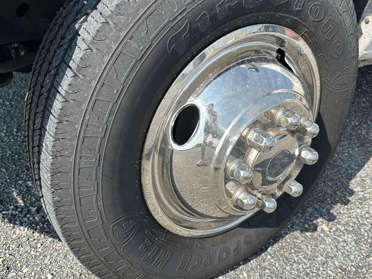 2017-ford-e450-image-25