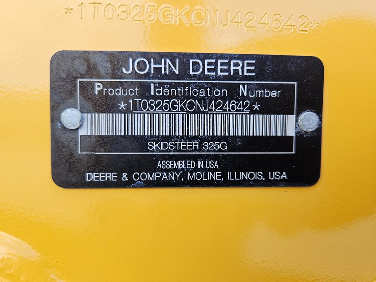 2022-deere-325g-image-16