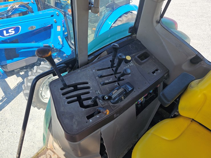 2005-john-deere-6615-image-8
