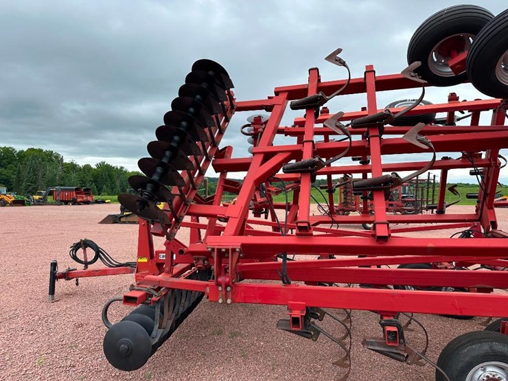 case-ih-4200-image-30