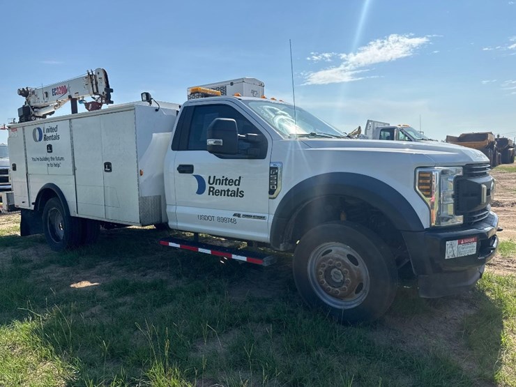 2019-ford-f550-xl-image-4