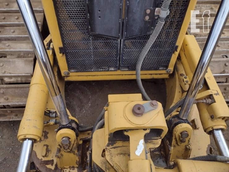 2018-caterpillar-d6t-lgp-image-21