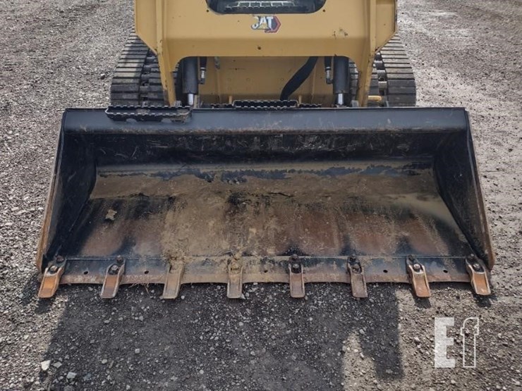 2022-caterpillar-259d3-image-16