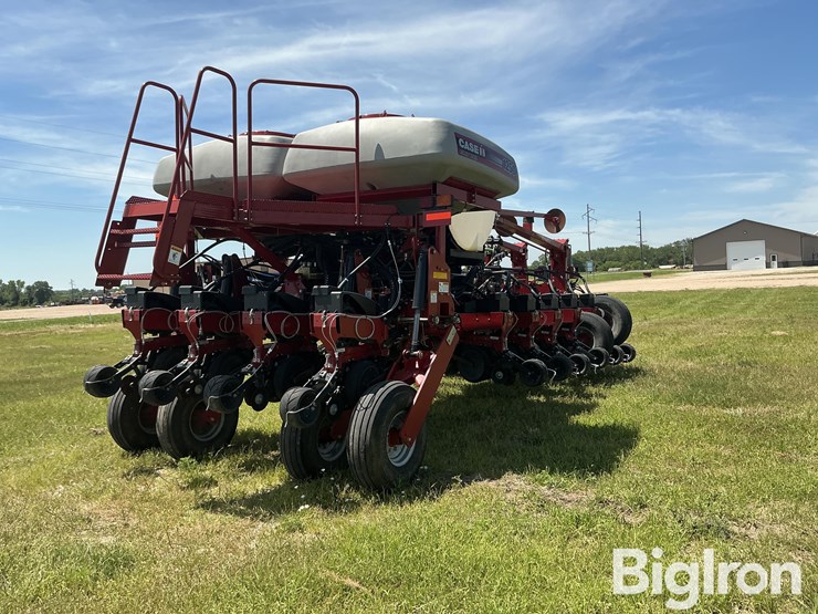 2013-case-ih-1250-image-5
