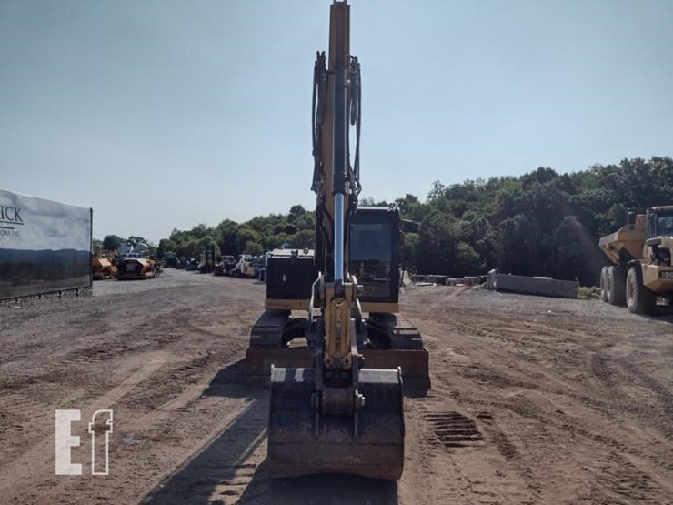 2023-caterpillar-310-image-2
