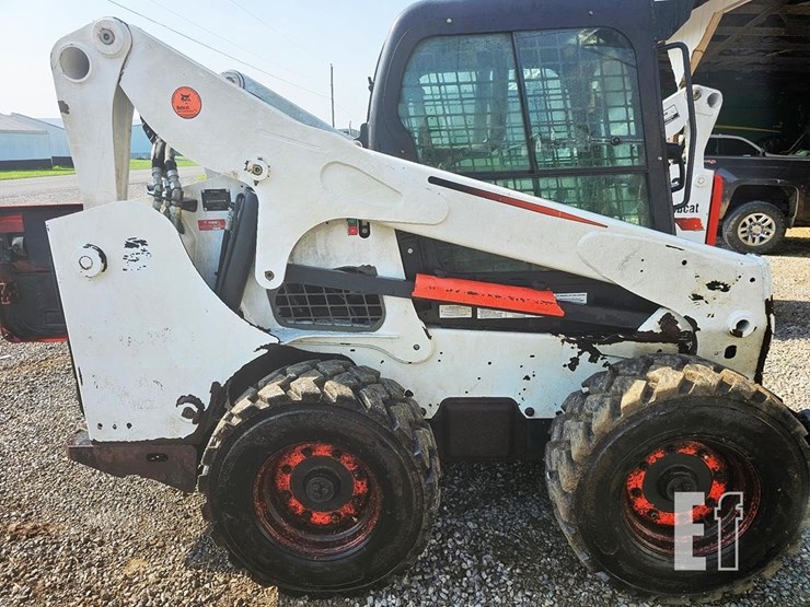 2012-bobcat-s750-image-4