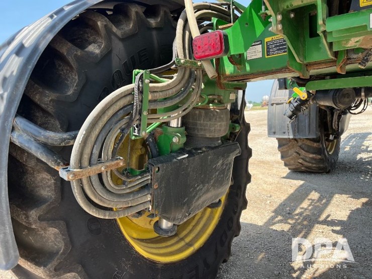2020-john-deere-r4045-image-63