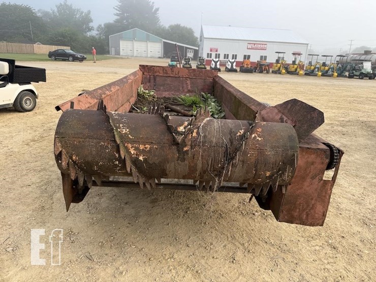forage-king-spreader-3323-image-5