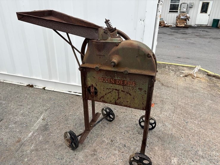 john-deere-corn-sheller-image-1
