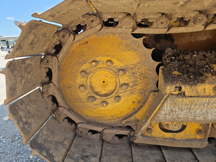 2016-deere-450j-lgp-image-21