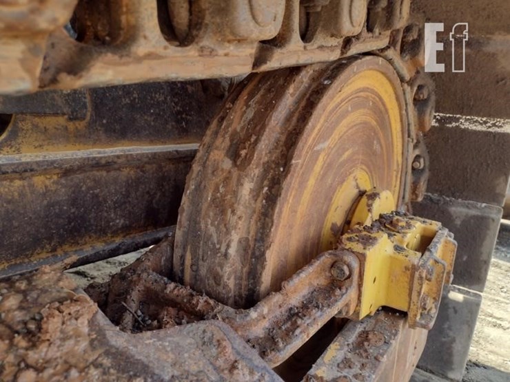 2004-caterpillar-d5g-xl-image-35