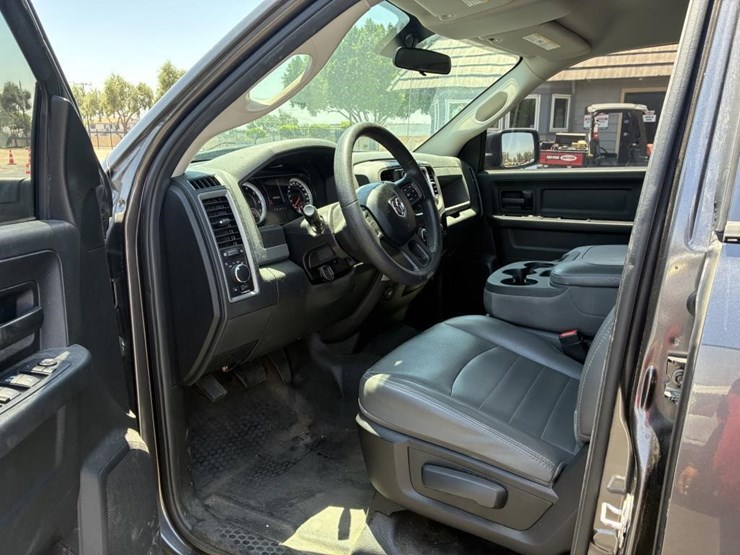 2016-dodge-ram-1500-image-12
