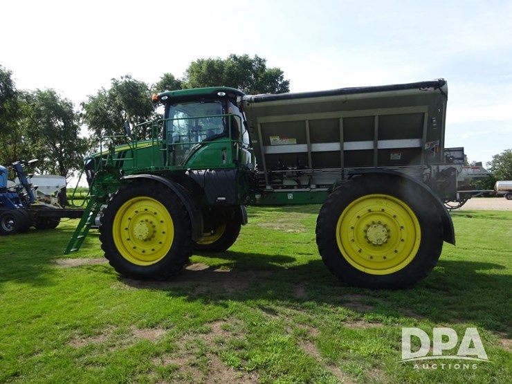 2016-john-deere-r4045-image-17
