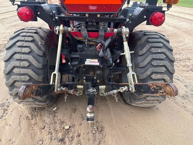 mahindra-emax-25-image-13