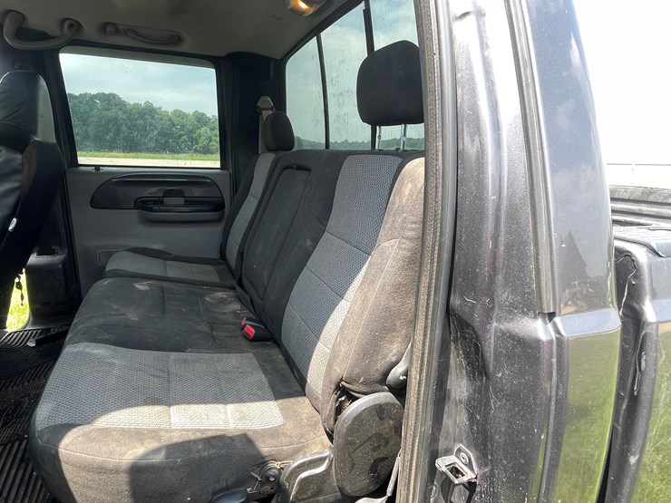2004-ford-f350-image-90