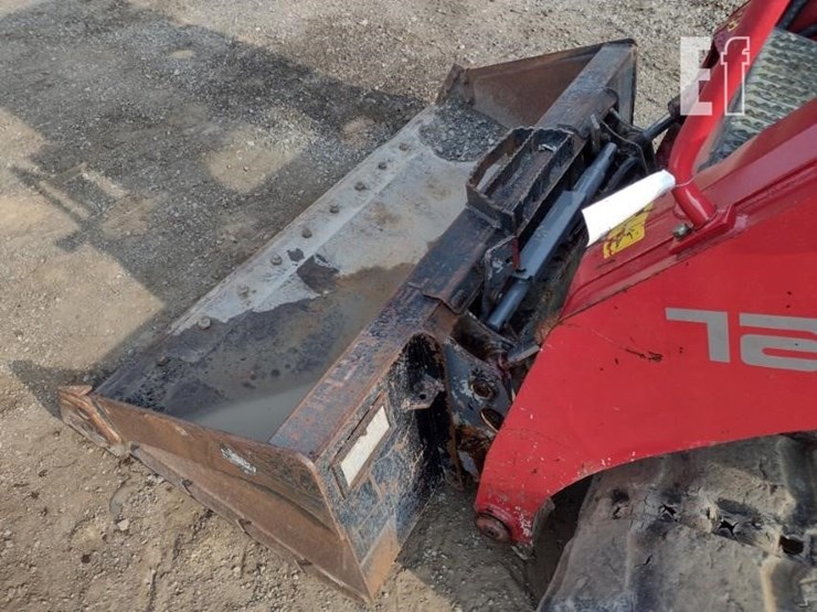 2018-takeuchi-tl8-image-18