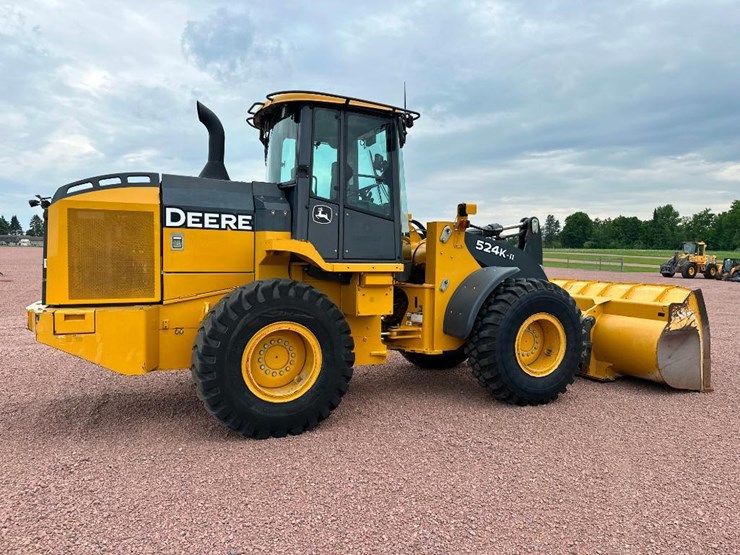2018-deere-524kii-image-4