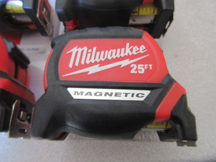 (4)-new-unused-milwaukee-magnetic-tape-measures,-image-3