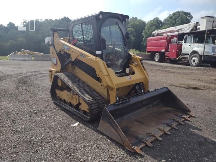 2022-caterpillar-259d3-image-39