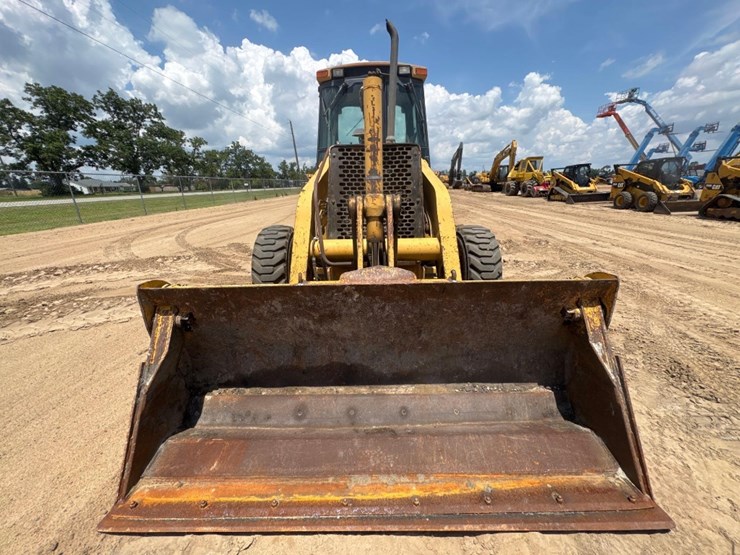2000-deere-310se-image-3