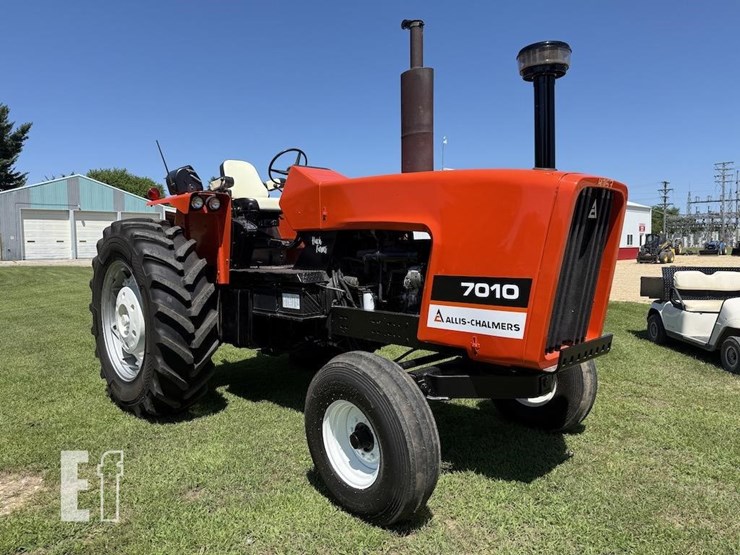 allis-chalmers-7010-image-3