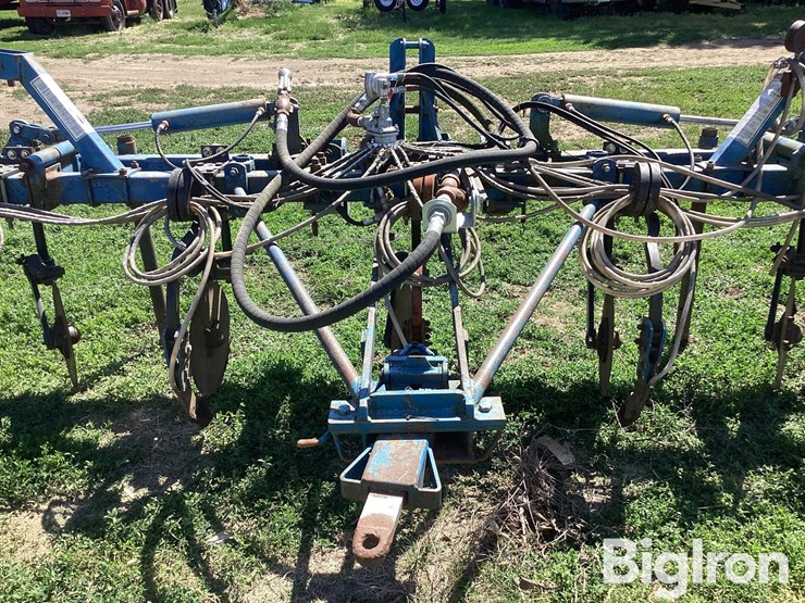 9-shank-folding-anhydrous-applicator-image-15